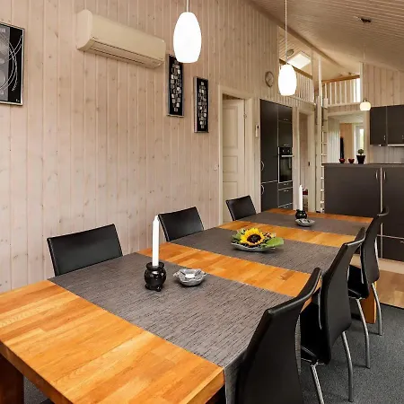 8 Person In Holiday home *